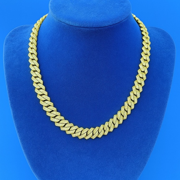 Miami Cuban Link Necklace for Men and Women - Picture 1 of 5